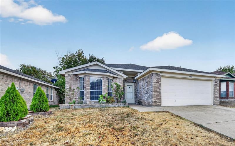 9929 Long Rifle Drive, Fort Worth TX 76108 - Photo 2