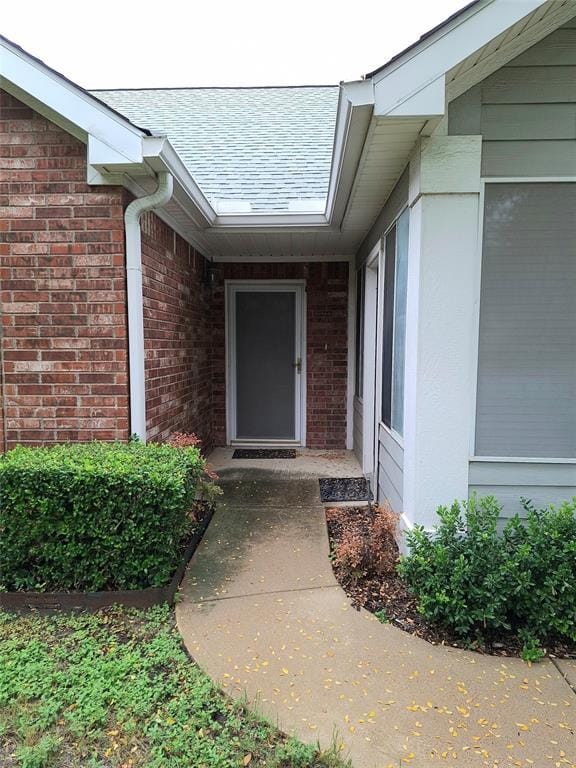 918 Bridges Drive, Arlington TX 76012 - Photo 3