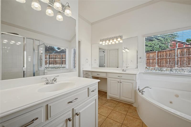 2405 Warwick Circle, McKinney TX 75072 - Photo 15