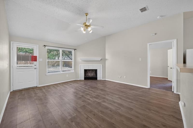 844 Canyon Cove Drive, Burleson TX 76028 - Photo 6