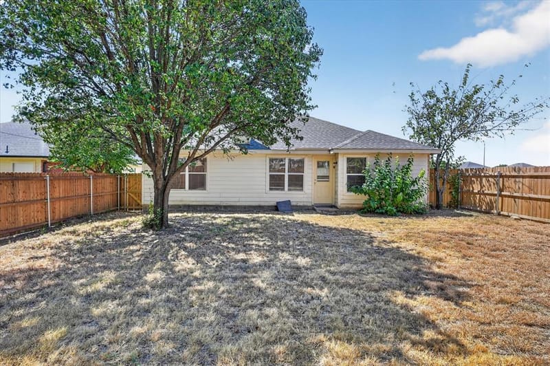 844 Canyon Cove Drive, Burleson TX 76028 - Photo 16