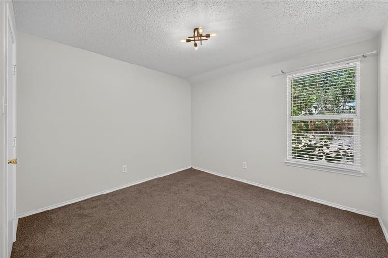 844 Canyon Cove Drive, Burleson TX 76028 - Photo 14