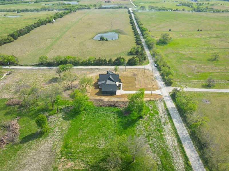 4863 County Road 1098, Celeste TX 75423 - Photo 13