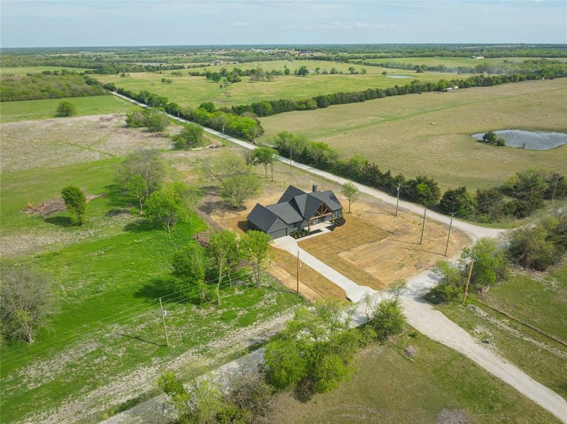 4863 County Road 1098, Celeste TX 75423 - Photo 12