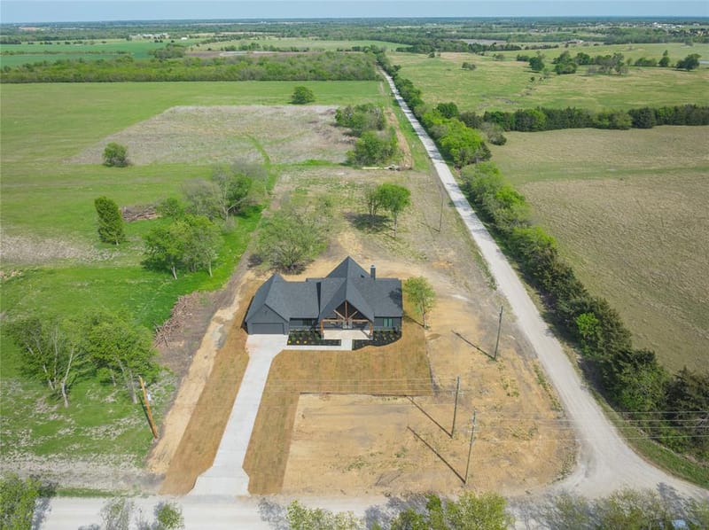 4863 County Road 1098, Celeste TX 75423 - Photo 11
