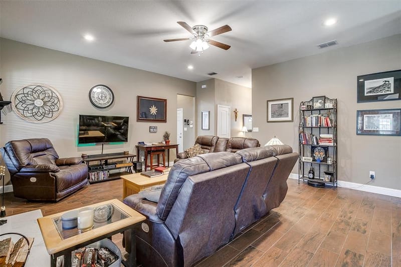 2004 Hill Crest Court, Weatherford TX 76086 - Photo 12