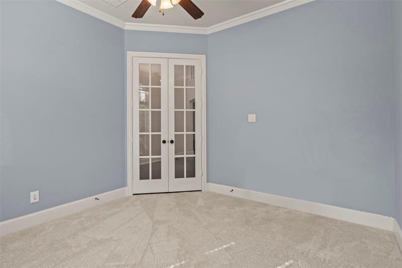 419 Paluxy Drive, Irving TX 75039 - Photo 9