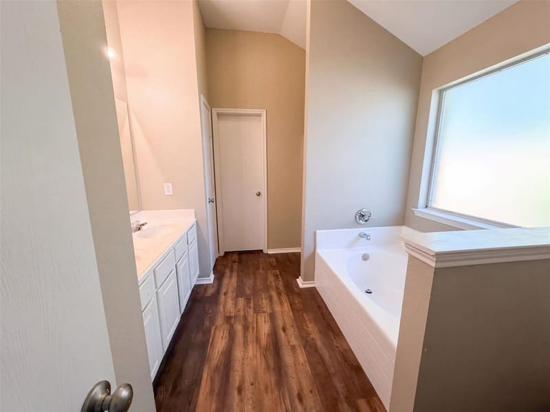809 Canyon Cove Drive, Burleson TX 76028 - Photo 10