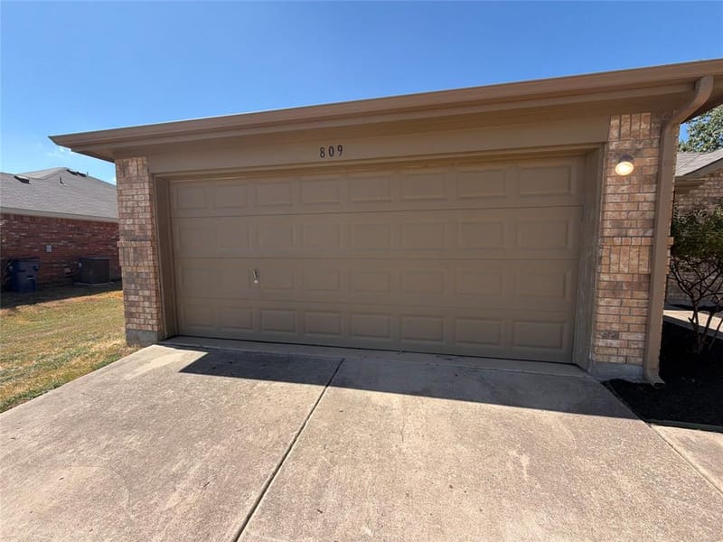 809 Canyon Cove Drive, Burleson TX 76028 - Photo 21