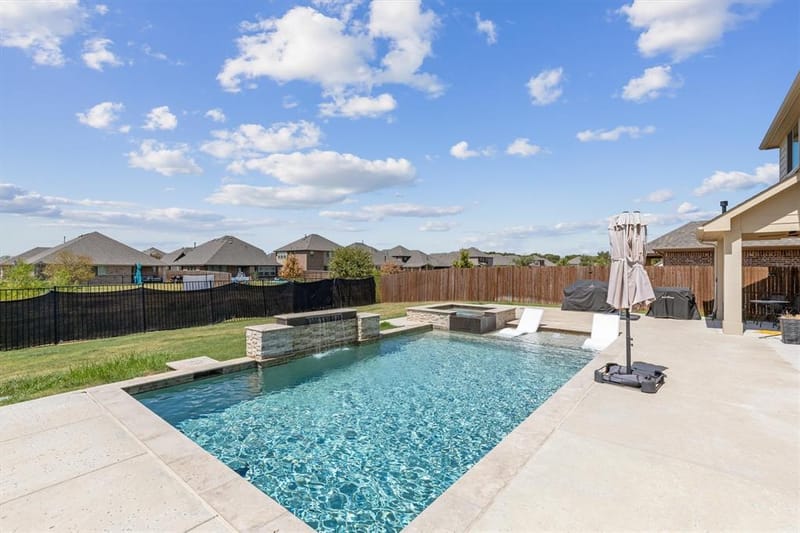 1959 Cedarwood Drive, Glenn Heights TX 75154 - Photo 2