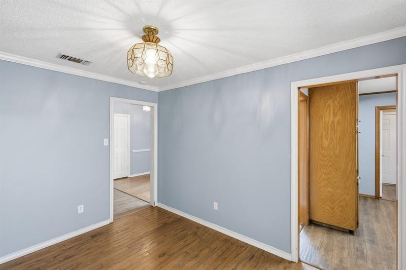 1708 Willow Vale Drive, Fort Worth TX 76134 - Photo 10