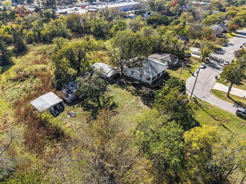 600 E Washington Street, Denison TX 75021 - Photo 8