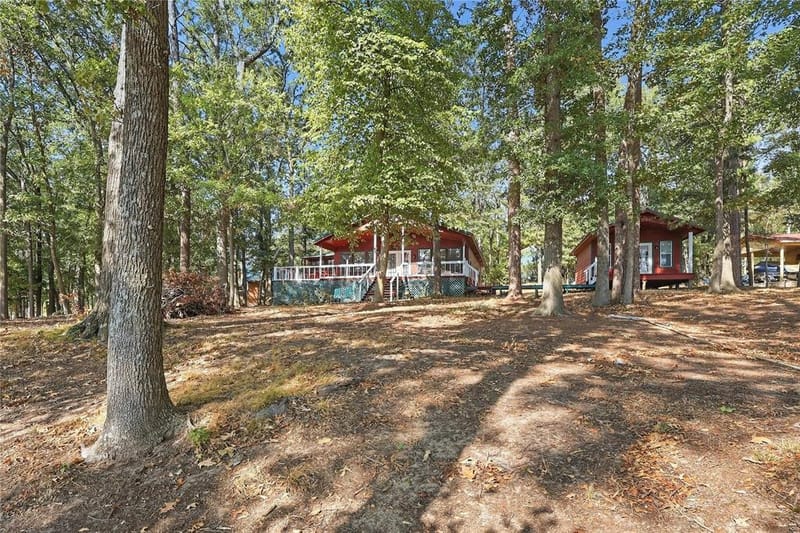70 Red Oak Circle, Scroggins TX 75480