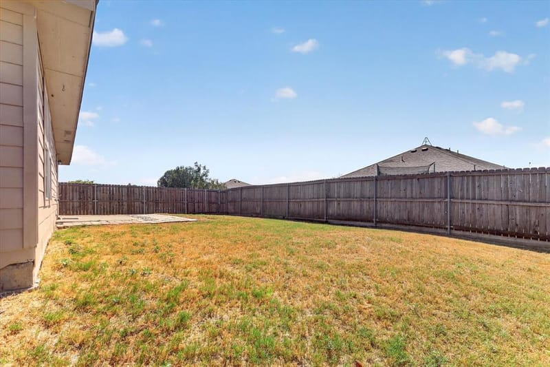 12933 Azure Heights Place, Rhome TX 76078 - Photo 37
