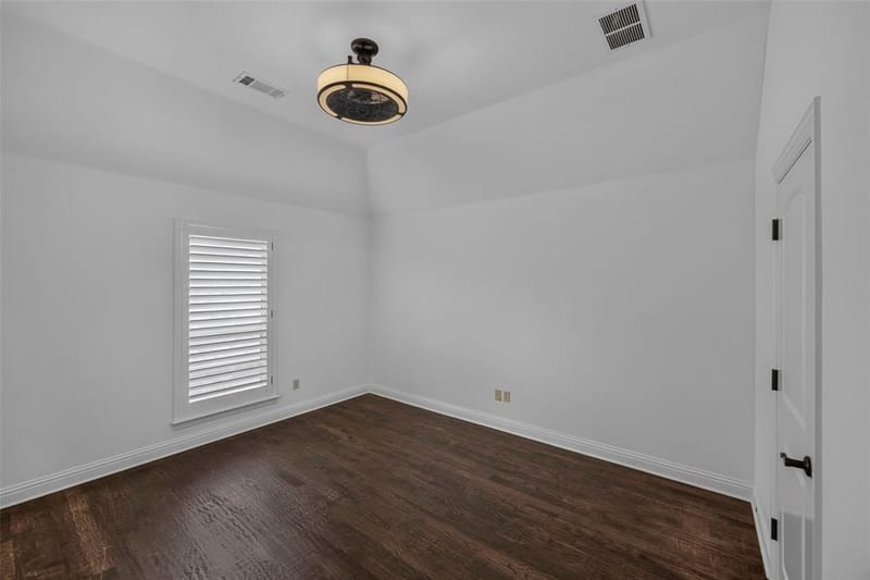 2204 Castle View Road, Mansfield TX 76063 - Photo 27