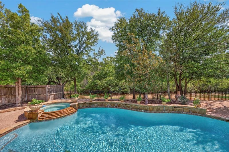 2204 Castle View Road, Mansfield TX 76063 - Photo 32