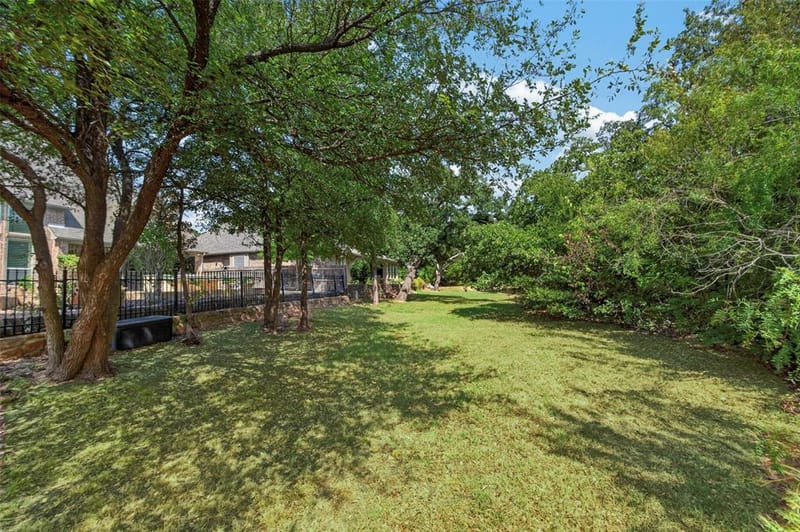 2204 Castle View Road, Mansfield TX 76063 - Photo 34