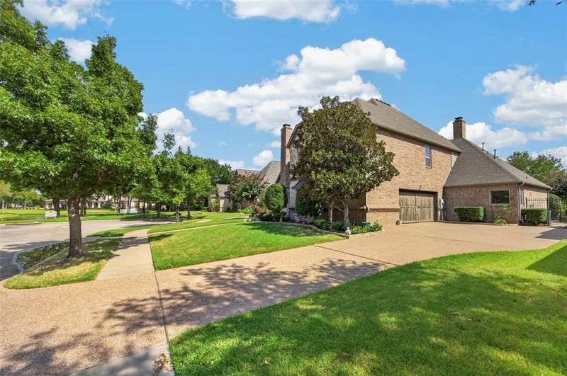 2204 Castle View Road, Mansfield TX 76063 - Photo 35