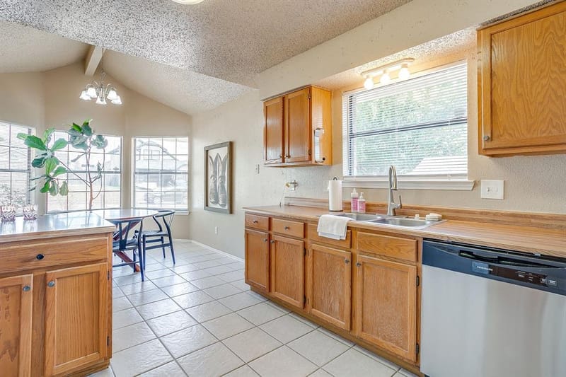 10009 Leatherwood Drive, Fort Worth TX 76108 - Photo 6