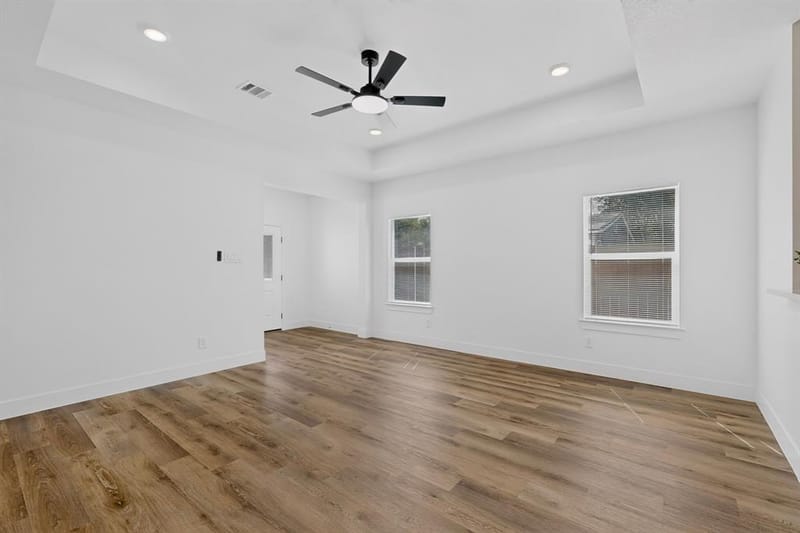1308 E Collin Street, Corsicana TX 75110 - Photo 12