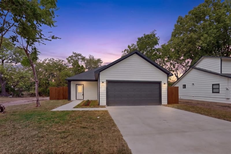 1308 E Collin Street, Corsicana TX 75110 - Photo 37