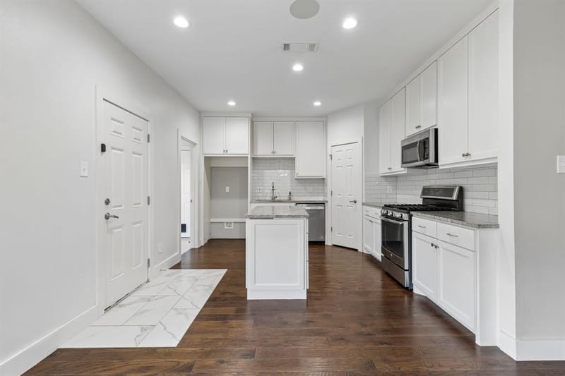 7406 Bayview Drive, Rowlett TX 75088 - Photo 11