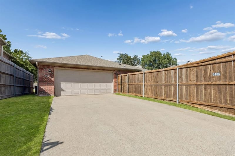 7406 Bayview Drive, Rowlett TX 75088 - Photo 29