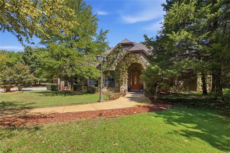 2050 E Oak Shores Drive, Cross Roads TX 76227 - Photo 3