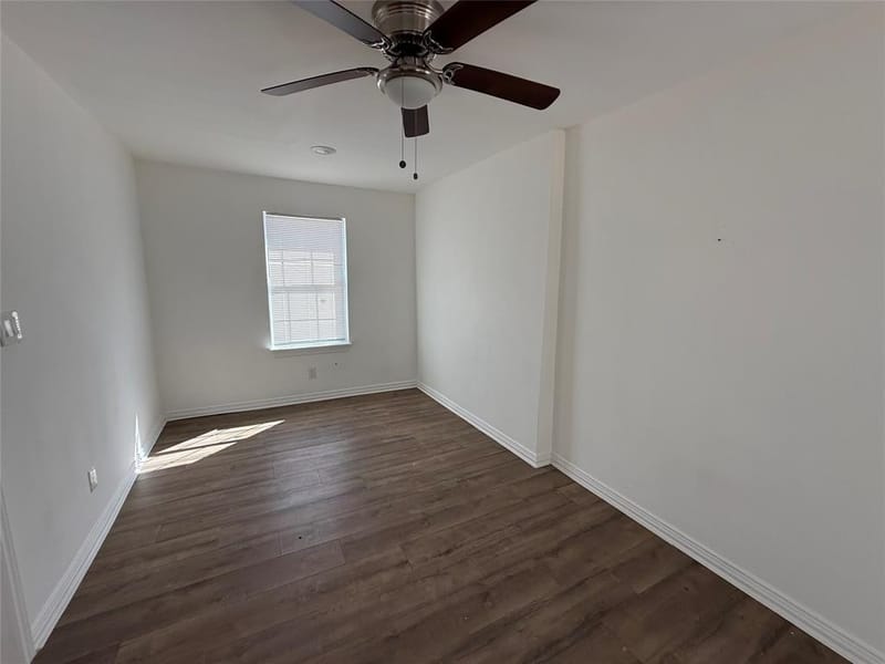 3233 Springview Avenue, Dallas TX 75216 - Photo 8