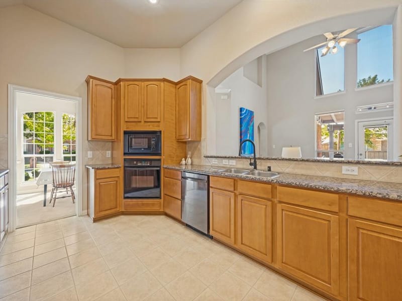 11003 Saguaro Street, Frisco TX 75033 - Photo 9