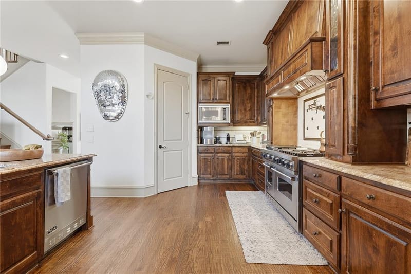 5757 Bernay Lane, Plano TX 75024 - Photo 13