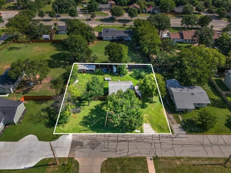 506 Alvarado Street, Mansfield TX 76063