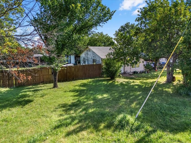 506 Alvarado Street, Mansfield TX 76063 - Photo 8