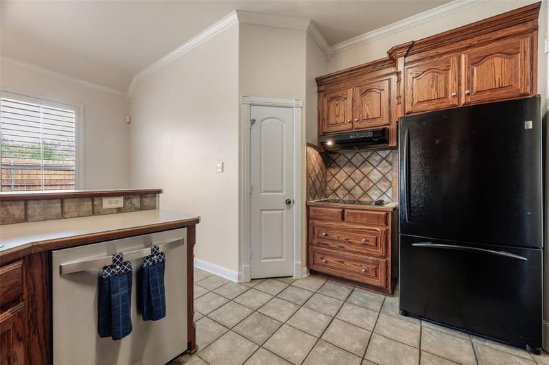 2205 Covington Court, Sherman TX 75092 - Photo 12