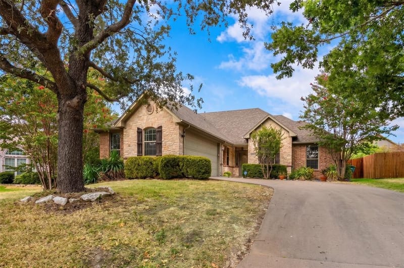 2205 Covington Court, Sherman TX 75092