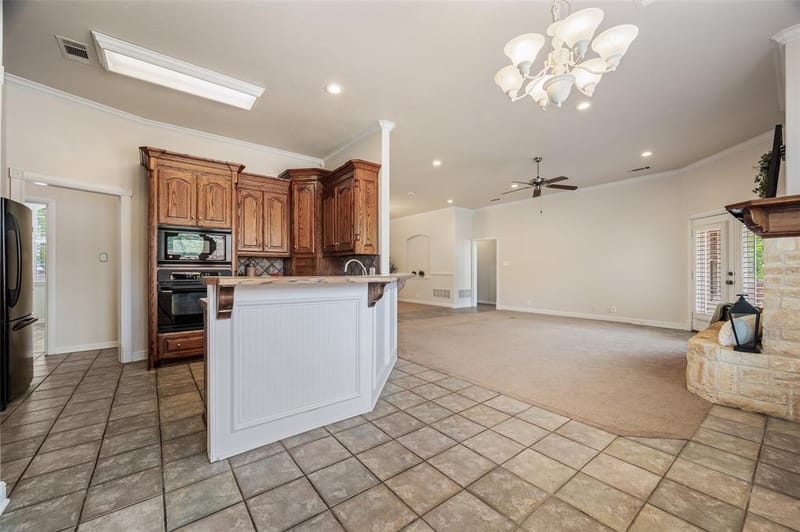 2205 Covington Court, Sherman TX 75092 - Photo 9