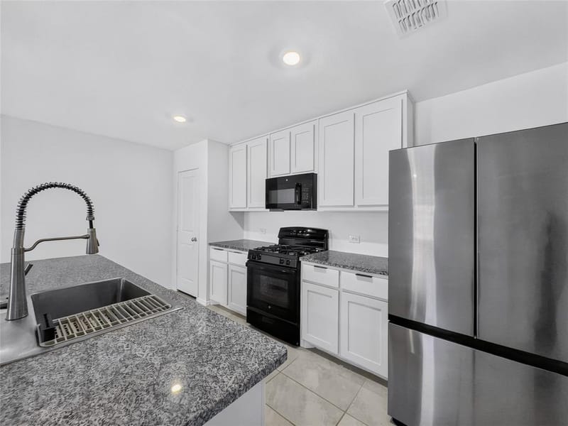 1520 Claireborne Court, Little Elm TX 75068 - Photo 8