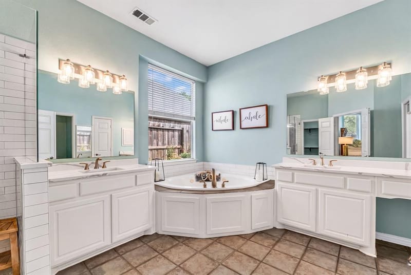 1620 McGreg Lane, Carrollton TX 75010 - Photo 12