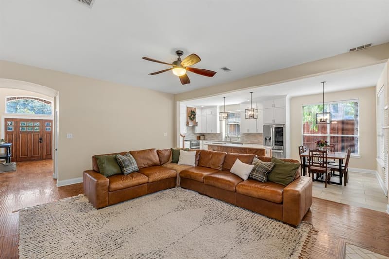 1620 McGreg Lane, Carrollton TX 75010 - Photo 7