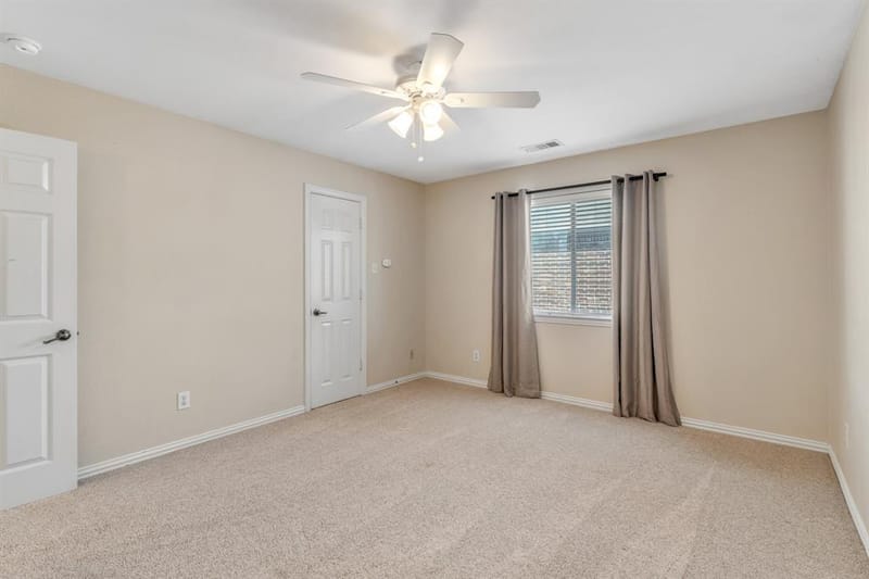 1620 McGreg Lane, Carrollton TX 75010 - Photo 19