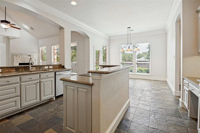 806 Cobblestone Court, Cedar Hill TX 75104 - Photo 13