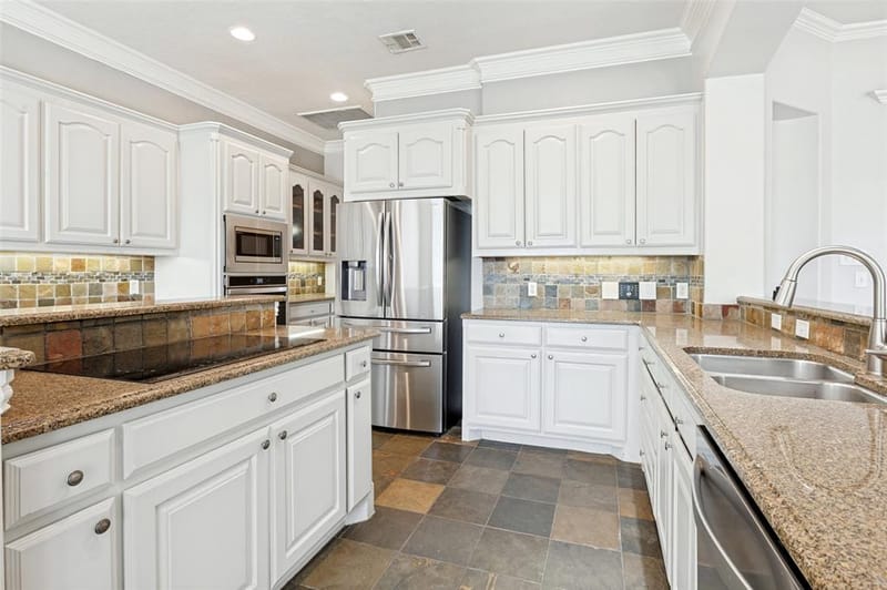 806 Cobblestone Court, Cedar Hill TX 75104 - Photo 12