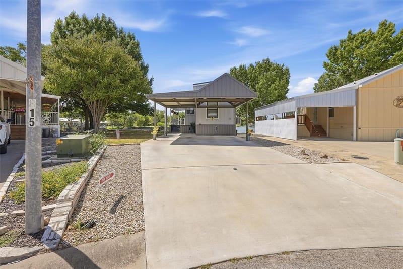 817 Brazos Harbor Circle, Granbury TX 76048 - Photo 6