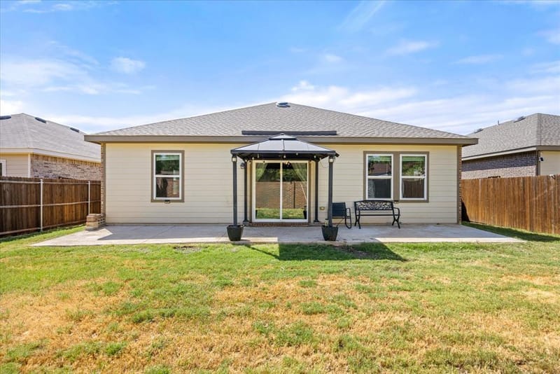 433 Starboard Drive, Crowley TX 76036 - Photo 24