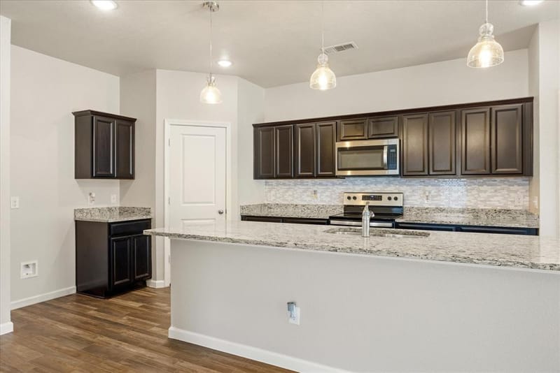 433 Starboard Drive, Crowley TX 76036 - Photo 10