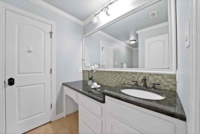 120 Kyle Court, Double Oak TX 75077 - Photo 24