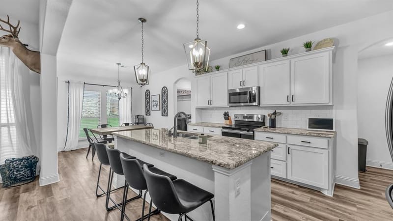 421 Vaquero, Weatherford TX 76087 - Photo 4