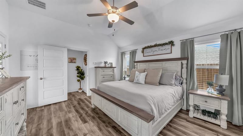 421 Vaquero, Weatherford TX 76087 - Photo 8