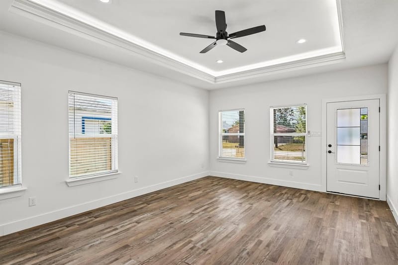 305 Campbell Street, Terrell TX 75160 - Photo 6