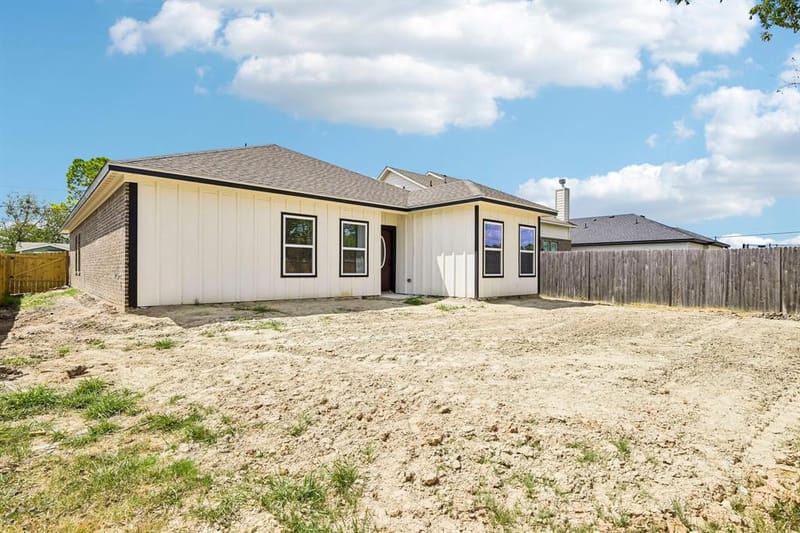 305 Campbell Street, Terrell TX 75160 - Photo 33